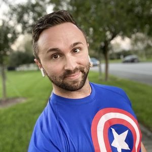 Meet your Posher, Gregory